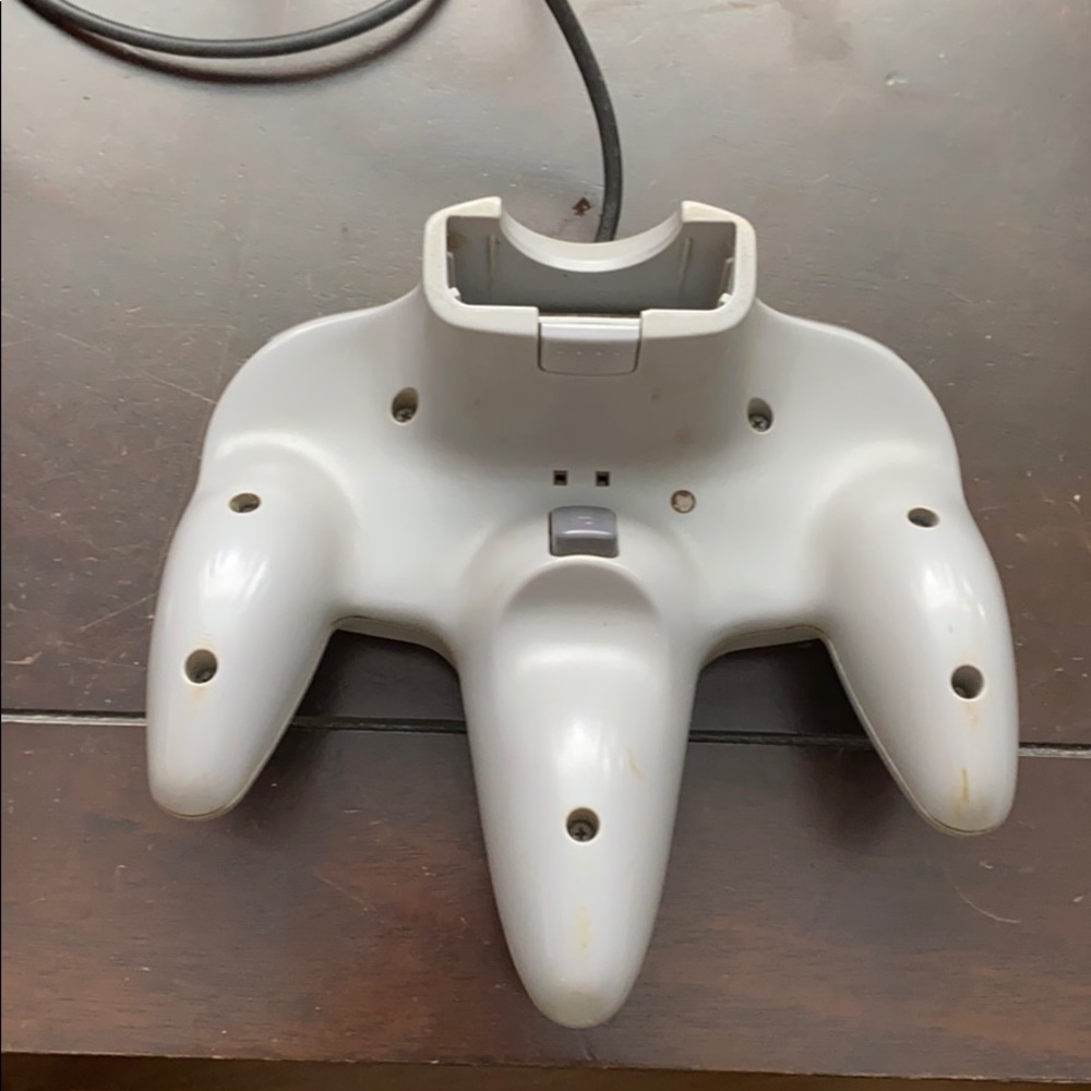 Nintendo 64 Controller - Picture 2 of 5